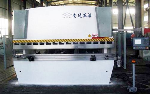China WE67K-250T/3200 CNC Press Brake