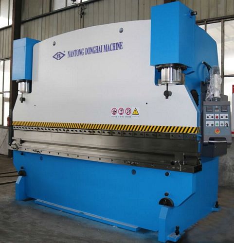 China WE67Y-200/3200 Hydraulic Press Brake