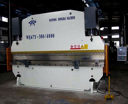China WE67Y-300/4000 Pressbrake