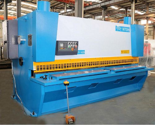 China QC11Y-16x3200 Guillotine Shear