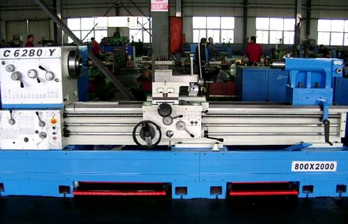 China LY6280Y/3000 Lathe