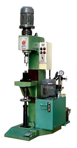 Taiwan TC-152 Hydraulic Riveting Machine